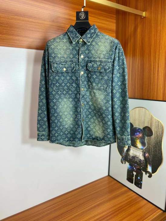 Picture of Louis Vuitton Jackets _SKULVM-XXL11Ln2131651